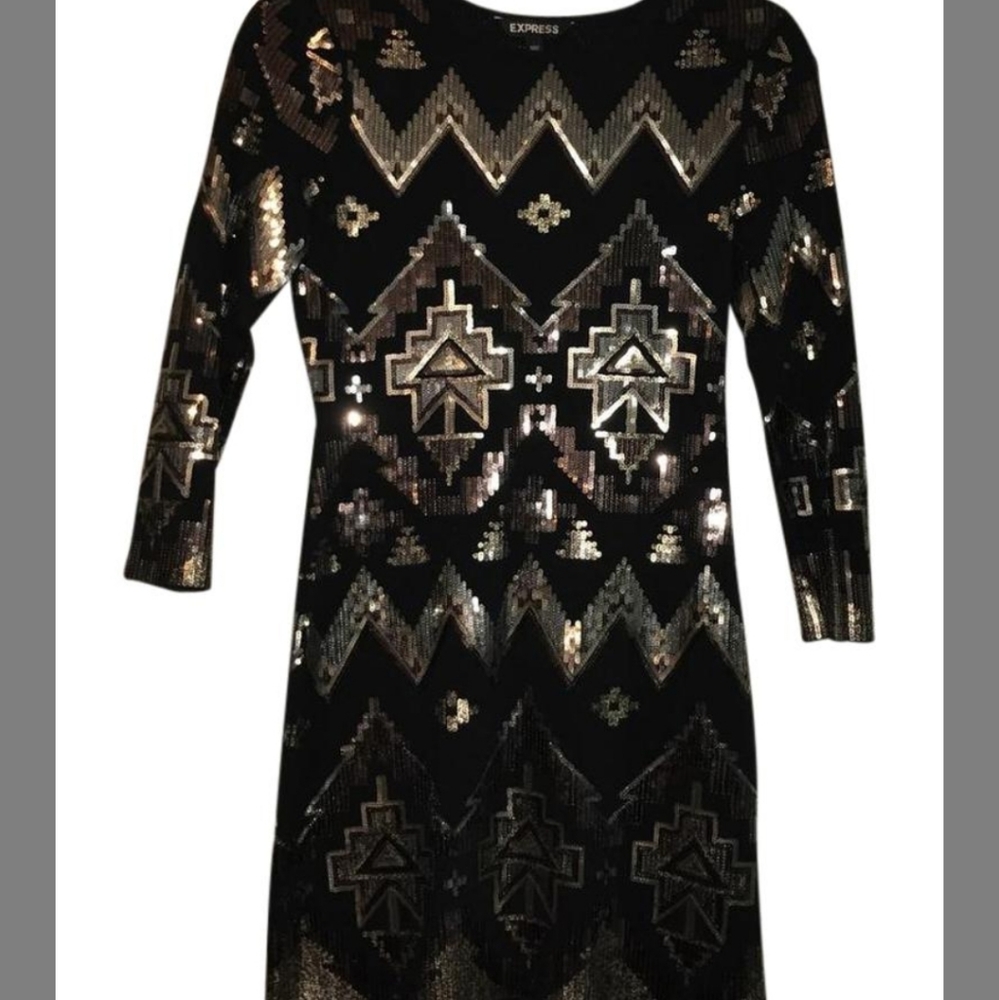 ๐HP๐ Sequined Express Bodycon Holiday Dress - Picture 3 of 5